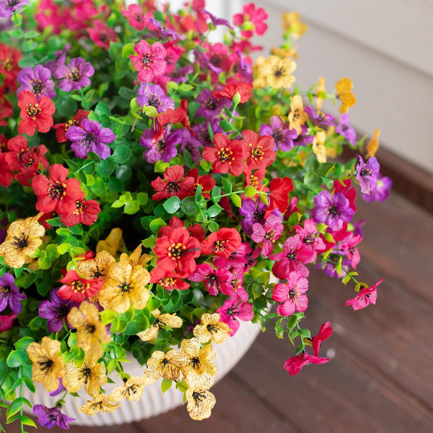 🔥2025 Mother's Day Sale🔥UV Resistant Lifelike Artificial Daisy